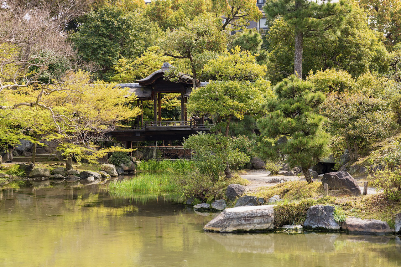 渉成園